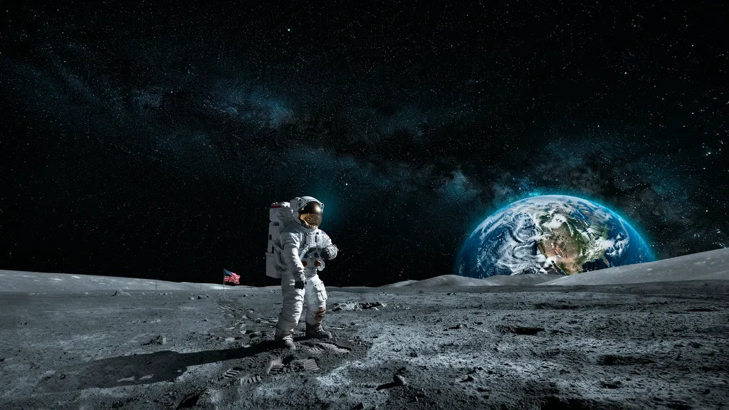 Astronaut auf der Mondoberfläche mit aufgehender Erde im Hintergrund